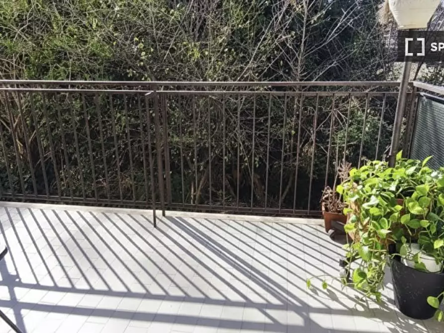 Immagine 4 di Camera condivisa in affitto  in Via Lero, 00144 Roma RM, Italy a Roma