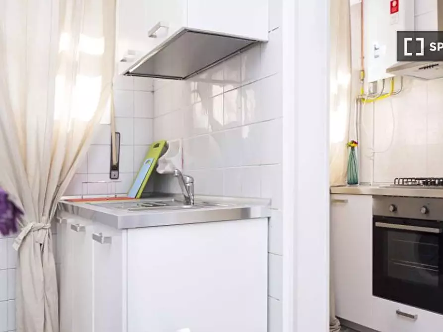 Immagine 11 di Camera condivisa in affitto  in Viale Carlo Espinasse a Milano