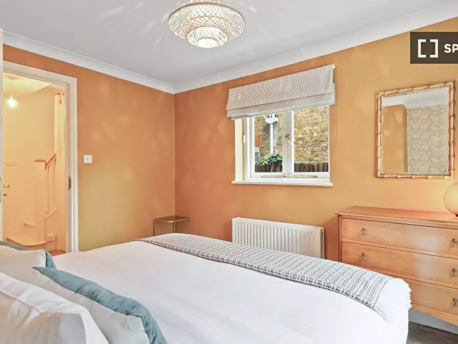 Immagine 10 di Appartamento in affitto  in Gayville Rd SW a Wandsworth
