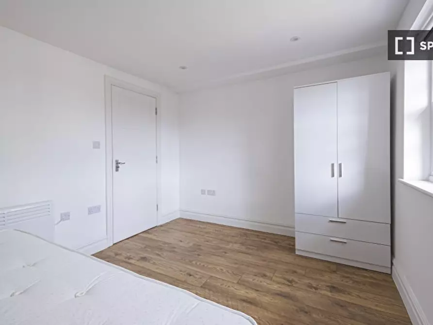 Immagine 8 di Appartamento in affitto  in Hollybush St a East Ham