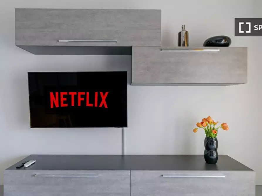 Immagine 10 di Appartamento in affitto  in Via delle Mimose a Roma