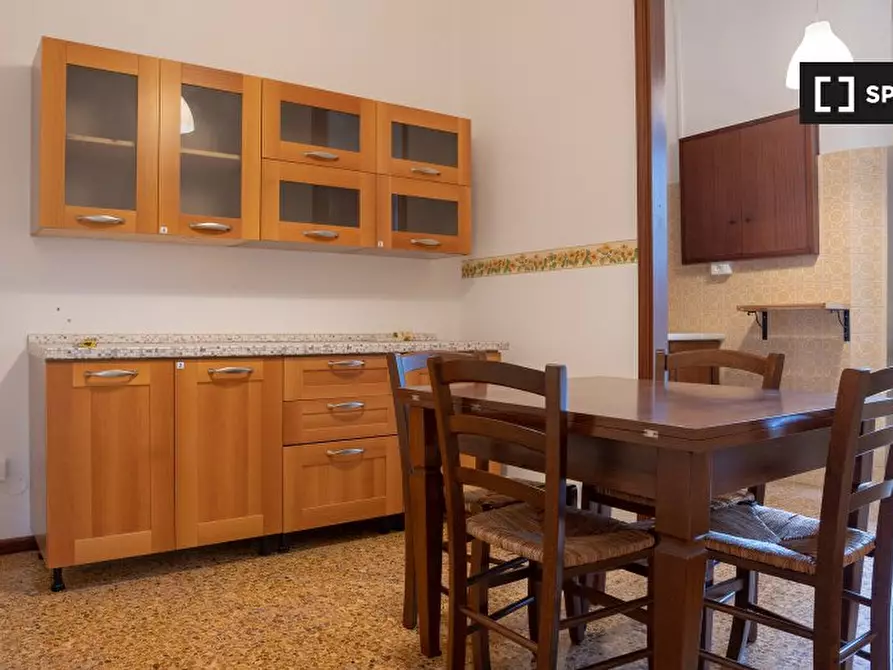 Immagine 6 di Camera condivisa in affitto  in Via Pompeo Vizzani a Bologna