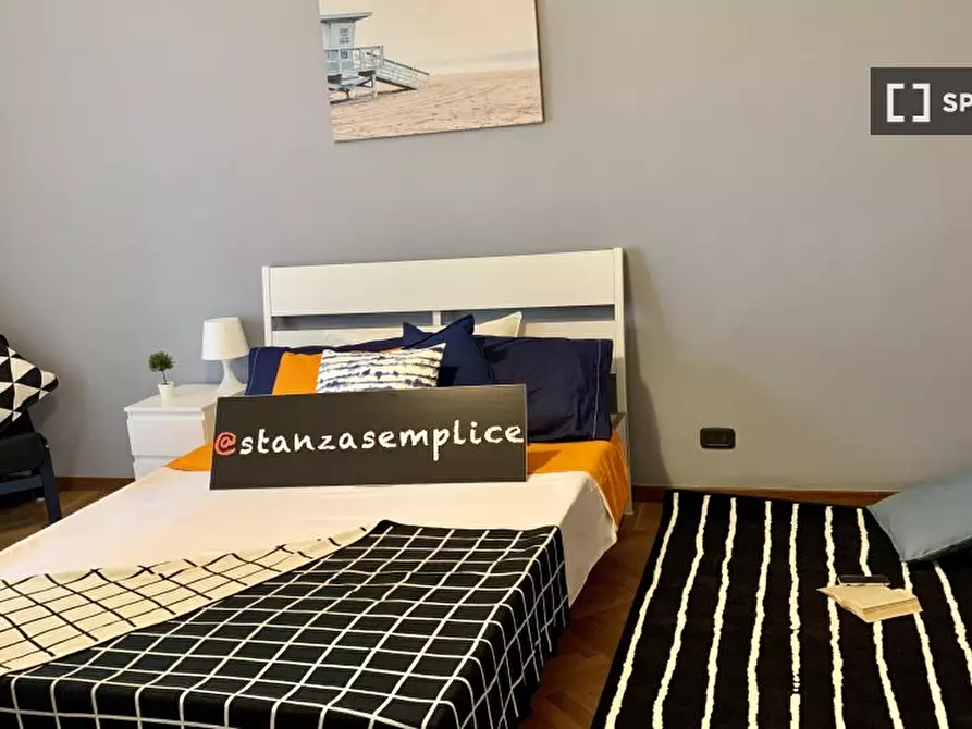 Immagine 1 di Camera condivisa in affitto  in Via Caraglio a Torino