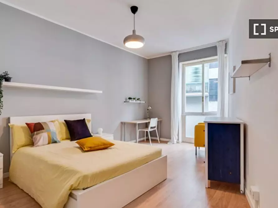 Immagine 1 di Camera condivisa in affitto  in Piazza Geremia Bonomelli a Milano