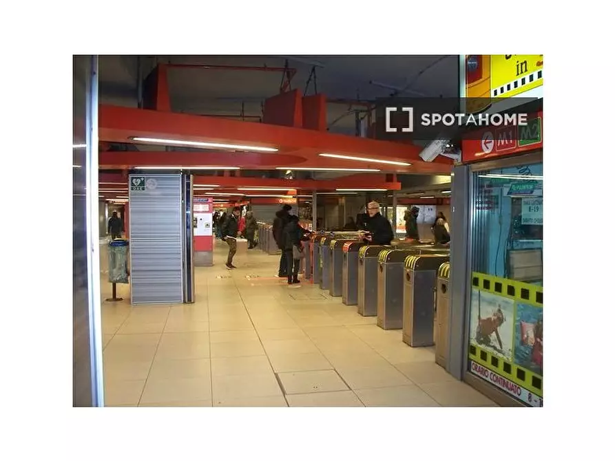 Immagine 16 di Appartamento in affitto  in Via Andrea Costa a Milano