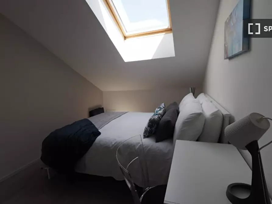 Immagine 2 di Camera condivisa in affitto  in Via Santa Chiara a Torino