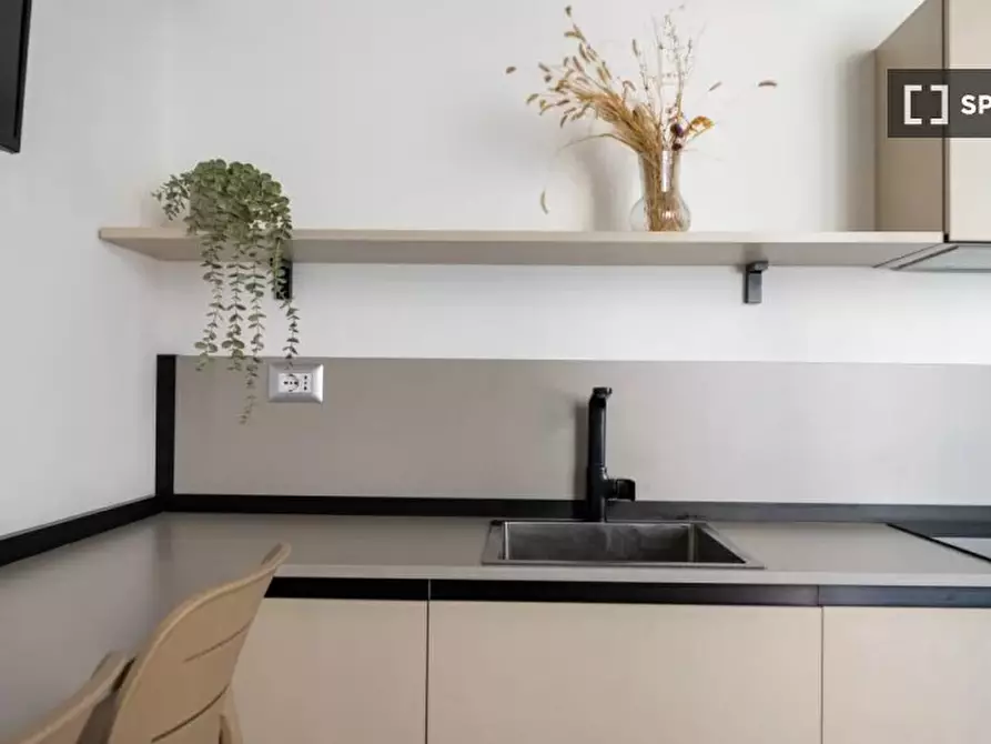 Immagine 5 di Ufficio in affitto  in V.le Bligny a Milano