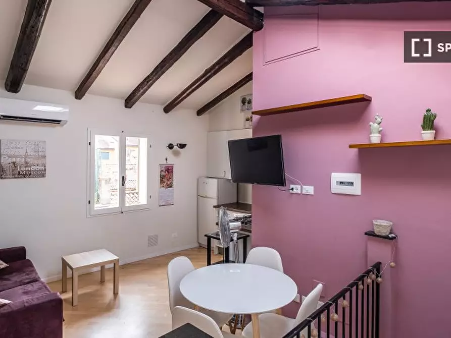 Immagine 4 di Appartamento in affitto  in Via del Pratello a Bologna