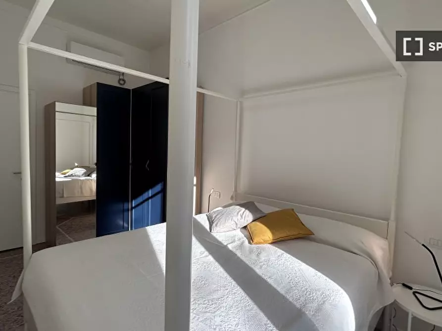 Immagine 16 di Appartamento in affitto  in V.le Gian Galeazzo a Milano