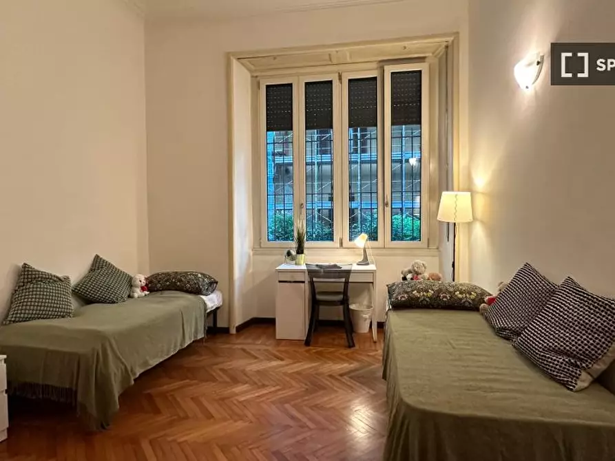 Immagine 3 di Camera condivisa in affitto  in Via Carlo Ravizza a Milano