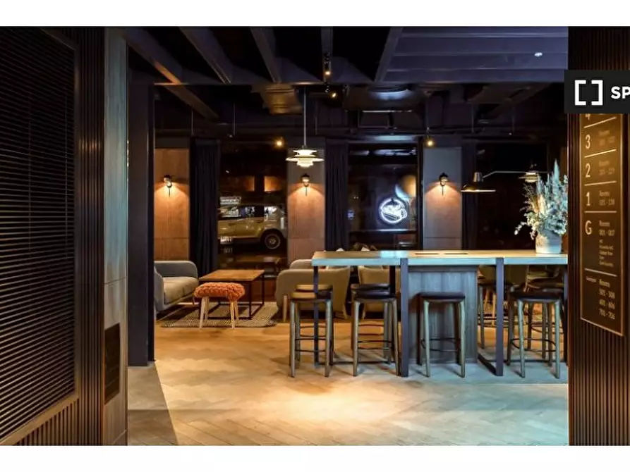 Immagine 4 di Appartamento in affitto  in King's Stables Rd a Old Town