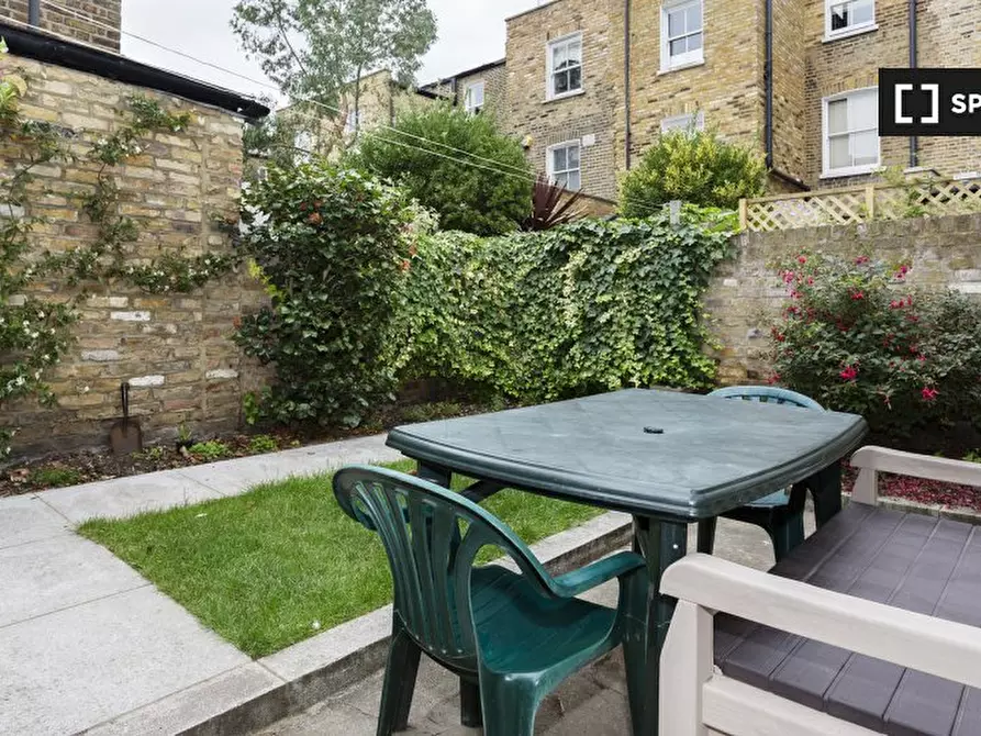 Immagine 11 di Appartamento in affitto  in Bloom Park Rd a Hammersmith