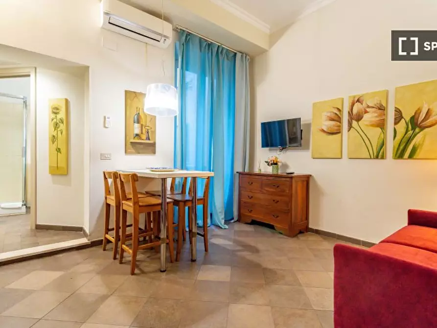 Immagine 2 di Appartamento in affitto  in Piazza San Giovanni In Laterano a Roma