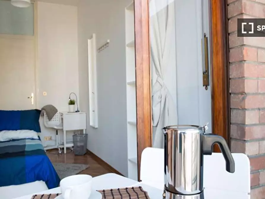 Immagine 7 di Camera condivisa in affitto  in Via San Francesco da Paola a Torino