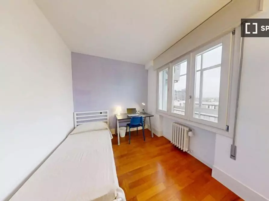 Immagine 3 di Camera condivisa in affitto  in VIA E. Degli Scrovegni a Padova