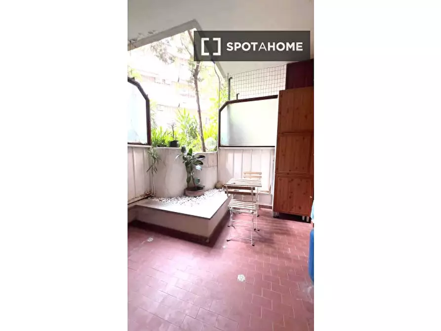 Immagine 13 di Appartamento in affitto  in Via dei Savorelli a Roma