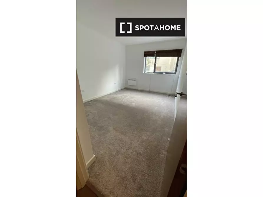 Immagine 2 di Camera condivisa in affitto  in Copenhagen Pl a Poplar