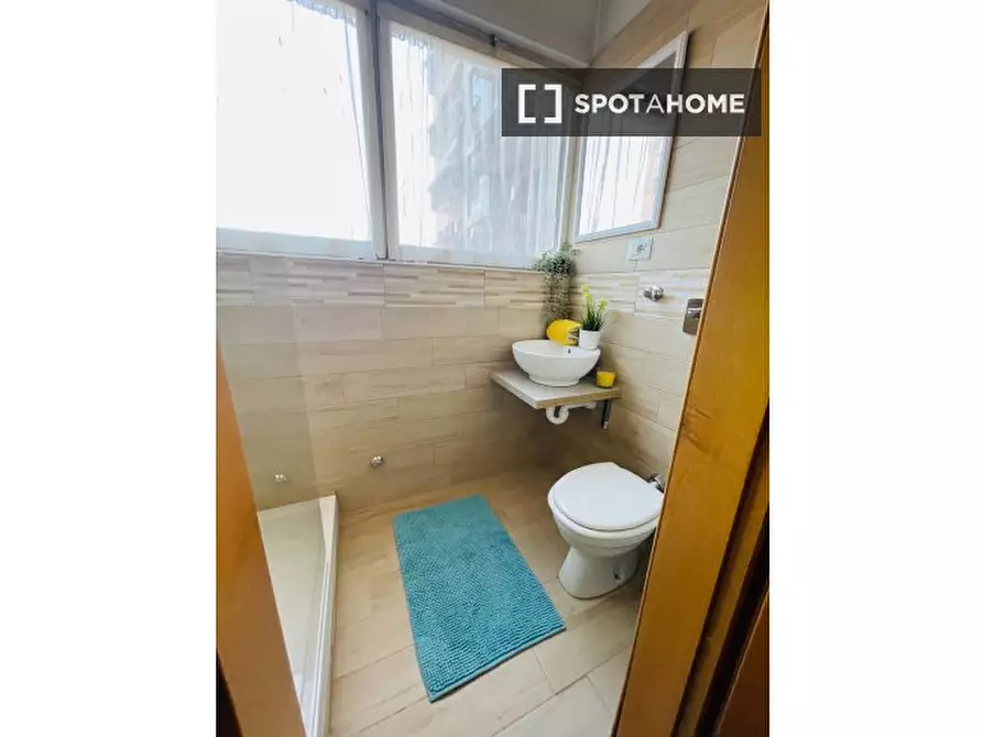 Immagine 5 di Camera condivisa in affitto  in Via Tristano Calco a Milano