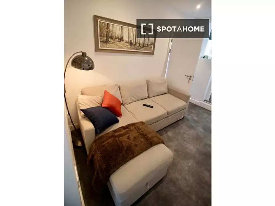 Immagine 15 di Appartamento in affitto  in Burgass Rd a 