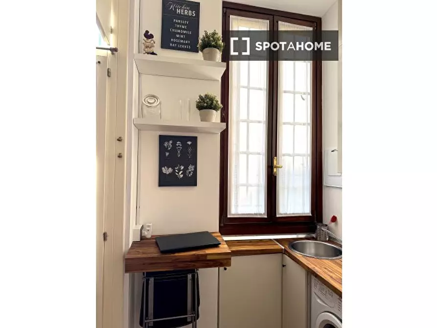 Immagine 10 di Ufficio in affitto  in Corso S. Gottardo a Milano