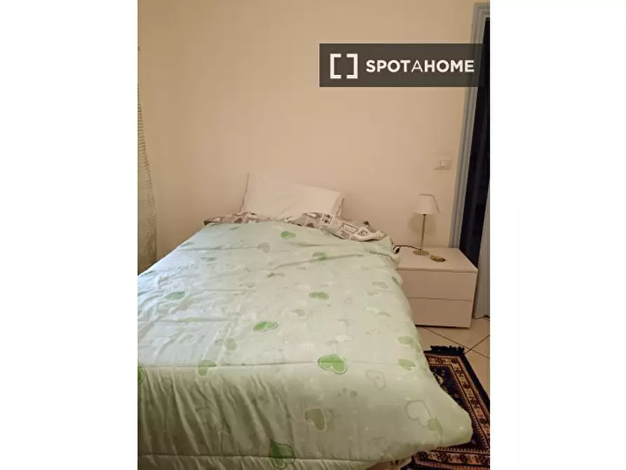 Immagine 5 di Camera condivisa in affitto  in Via Prenestina a Roma