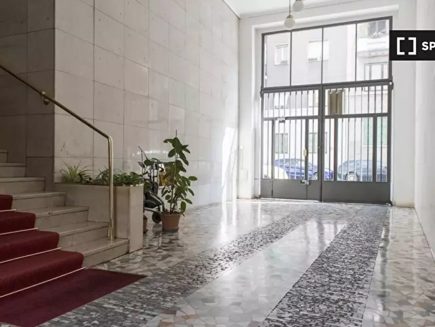 Immagine 11 di Ufficio in affitto  in Via Numa Pompilio a Milano