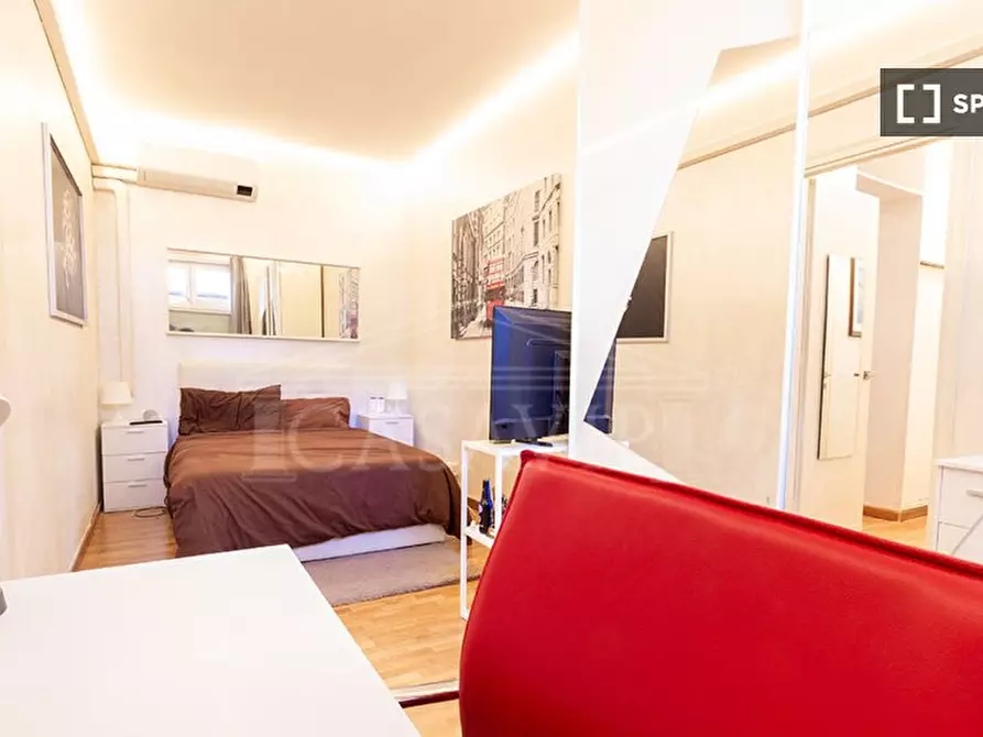 Immagine 1 di Camera condivisa in affitto  in Viale Bruno Buozzi a Roma