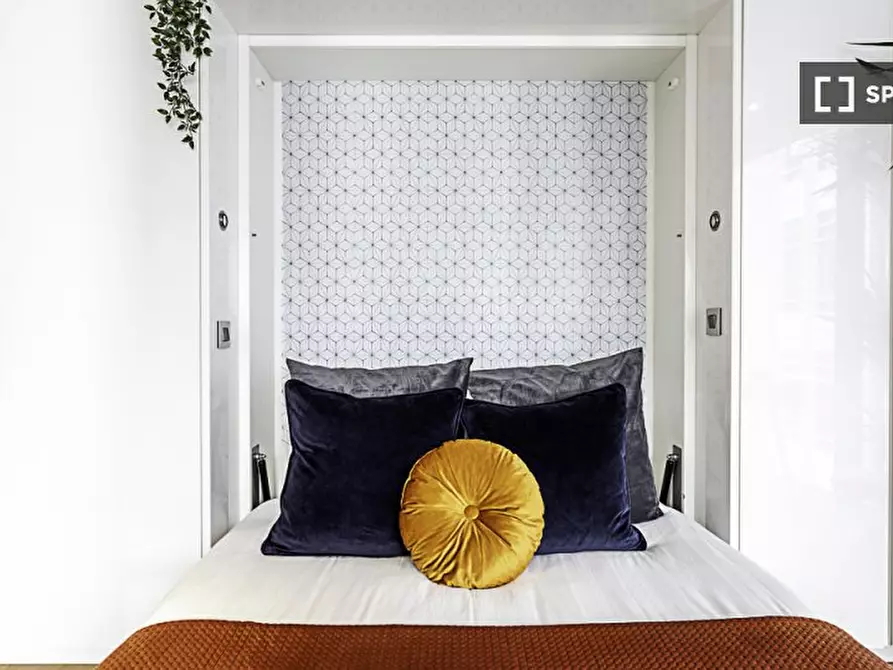 Immagine 7 di Ufficio in affitto  in Central Saint Giles Piazza a Camden Town