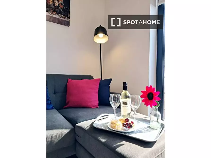 Immagine 3 di Appartamento in affitto  in Worrall St a 