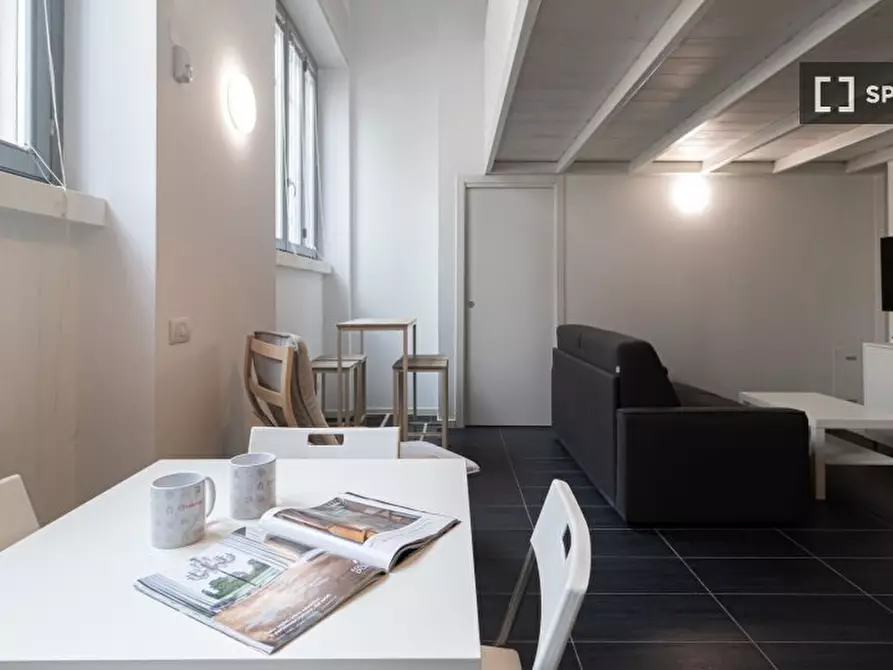 Immagine 14 di Appartamento in affitto  in Via Giulio Carcano a Milano