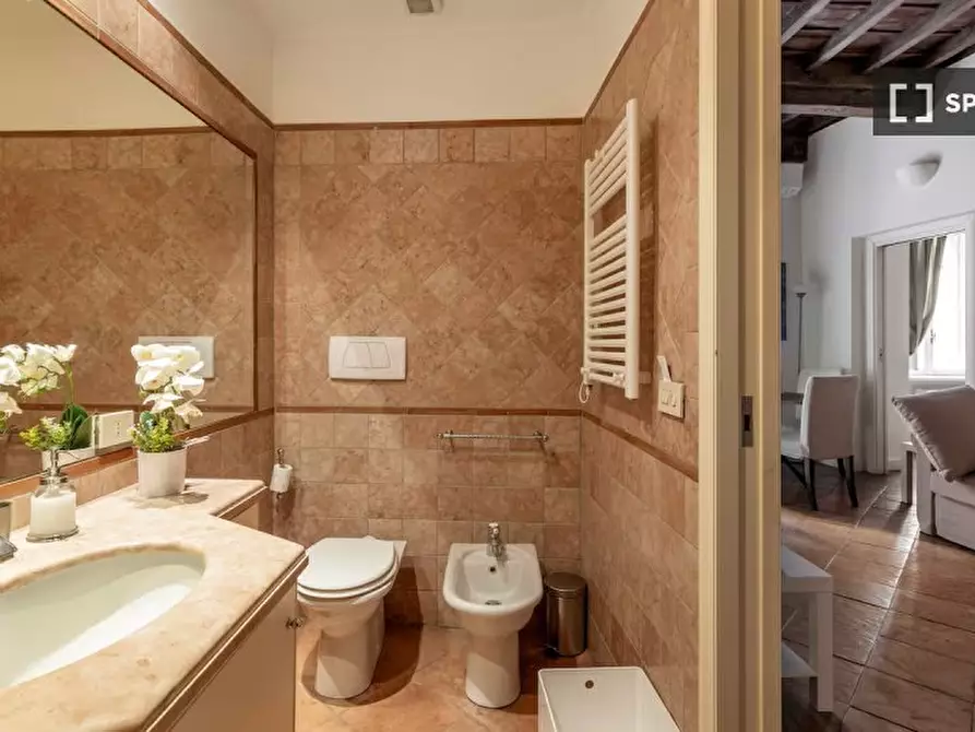 Immagine 10 di Appartamento in affitto  in Via dei Soldati a Roma