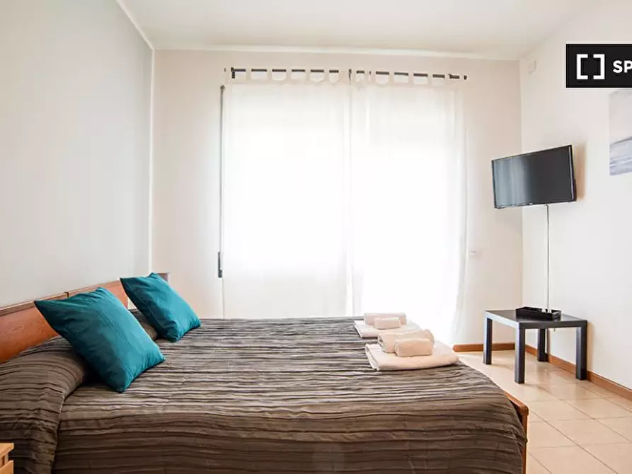 Immagine 3 di Ufficio in affitto  in Viale della Venezia Giulia a Roma