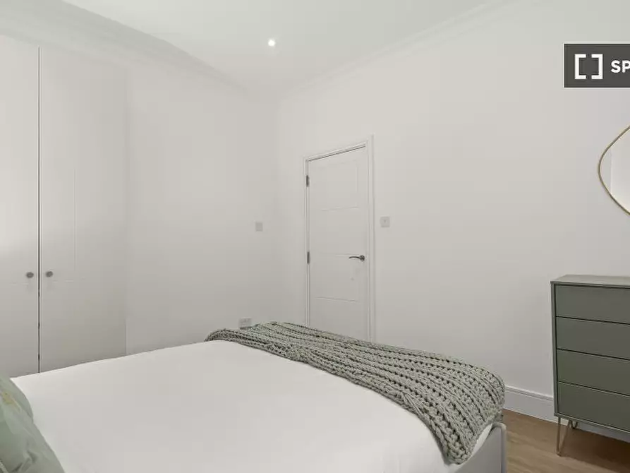 Immagine 11 di Appartamento in affitto  in Sussex Gardens a Paddington