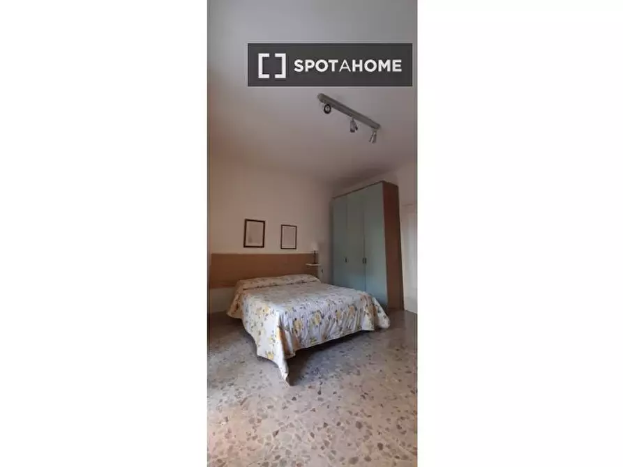 Immagine 3 di Camera condivisa in affitto  in Via Ulisse Dini, 00146 Roma RM, Italy a Roma