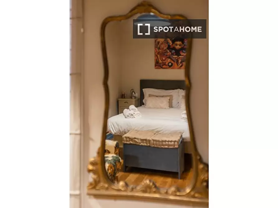 Immagine 8 di Ufficio in affitto  in Via Broccaindosso a Bologna