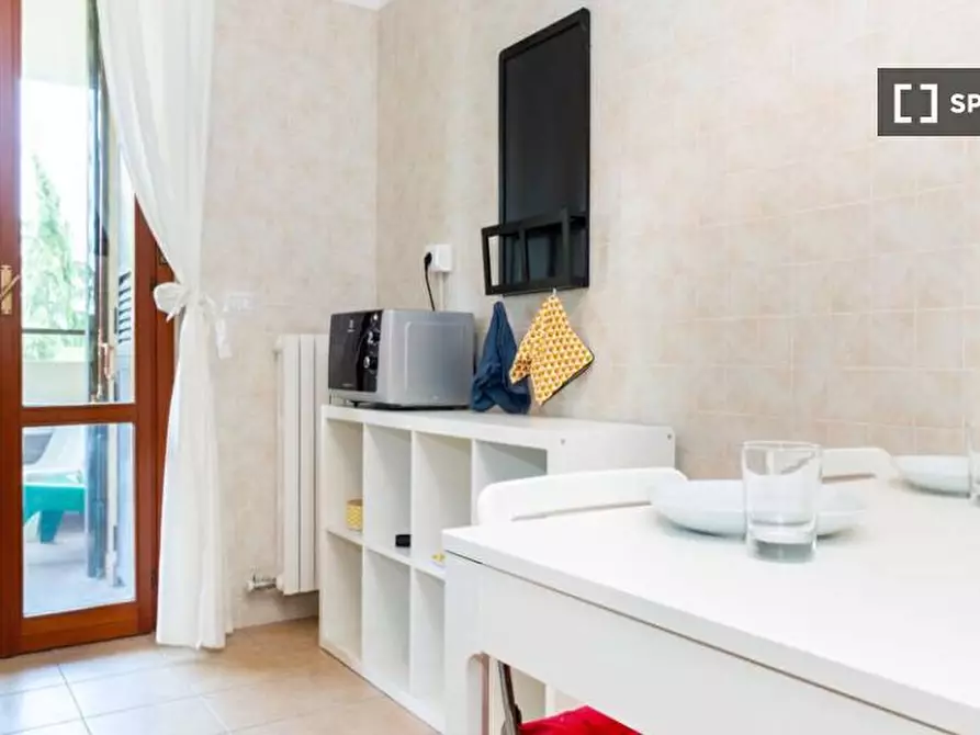 Immagine 10 di Camera condivisa in affitto  in Via fratelli Fraschini a Milano