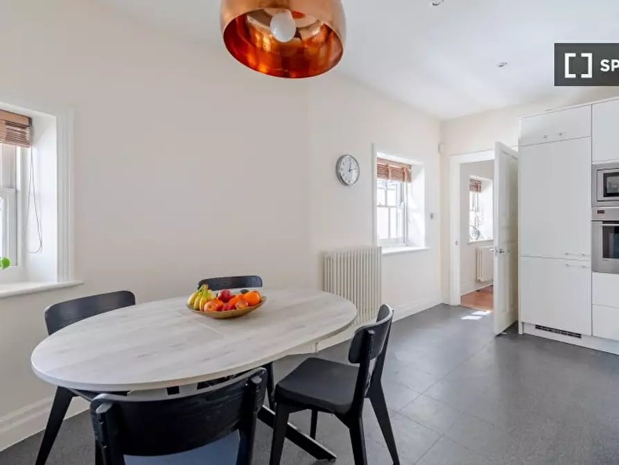 Immagine 3 di Appartamento in affitto  in Tooley St a Camberwell