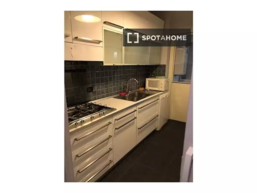 Immagine 4 di Appartamento in affitto  in Via Tomaso Sillani a Roma