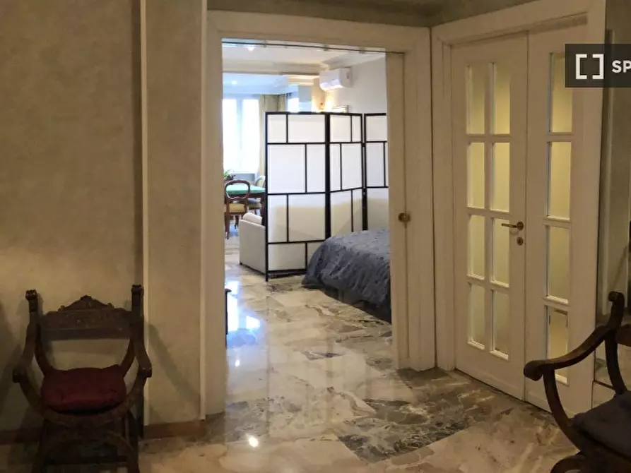 Immagine 14 di Camera condivisa in affitto  in Via Cipro a Roma