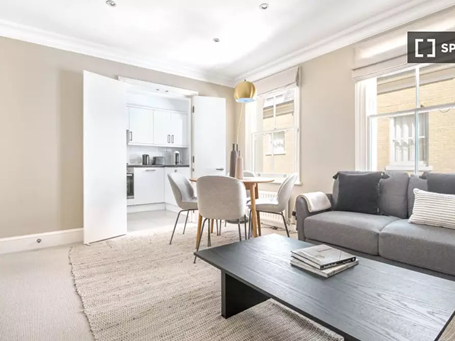 Immagine 1 di Appartamento in affitto  in Stanhope Mews W a Kensington
