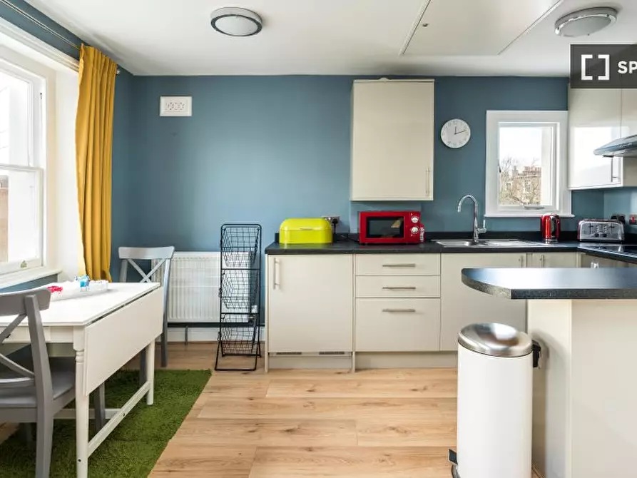 Immagine 6 di Appartamento in affitto  in Agar Grove a Camden Town