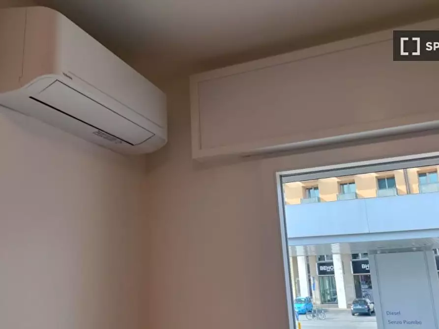 Immagine 10 di Camera condivisa in affitto  in Via Domenico Turazza a Padova