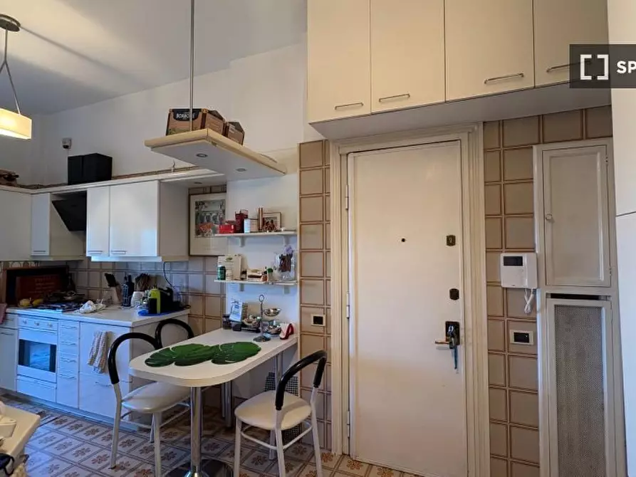 Immagine 9 di Camera condivisa in affitto  in Via Romeo Rodriguez Pereira a Roma