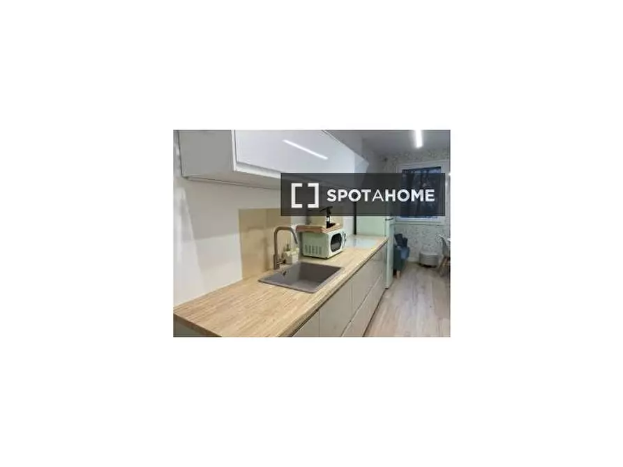 Immagine 2 di Ufficio in affitto  in Via Mascarella a Bologna