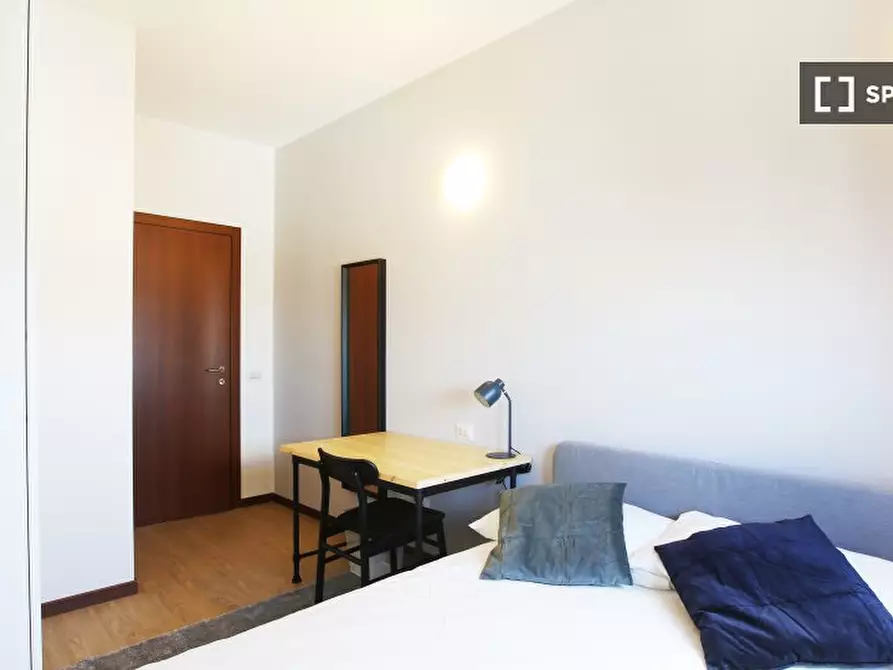 Immagine 4 di Camera condivisa in affitto  in Via Benjamin Constant a Milano