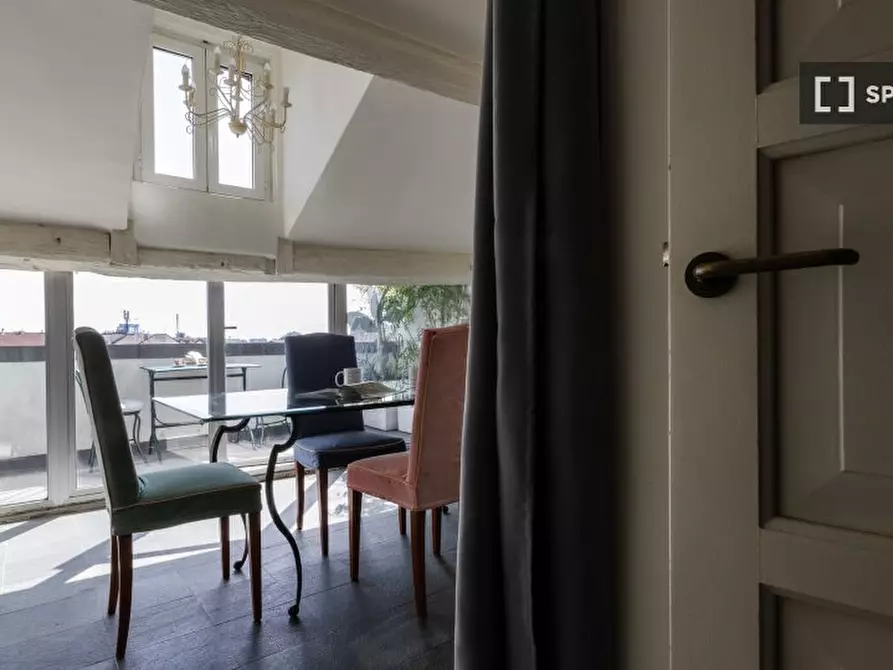 Immagine 13 di Appartamento in affitto  in Via Vigevano a Milano