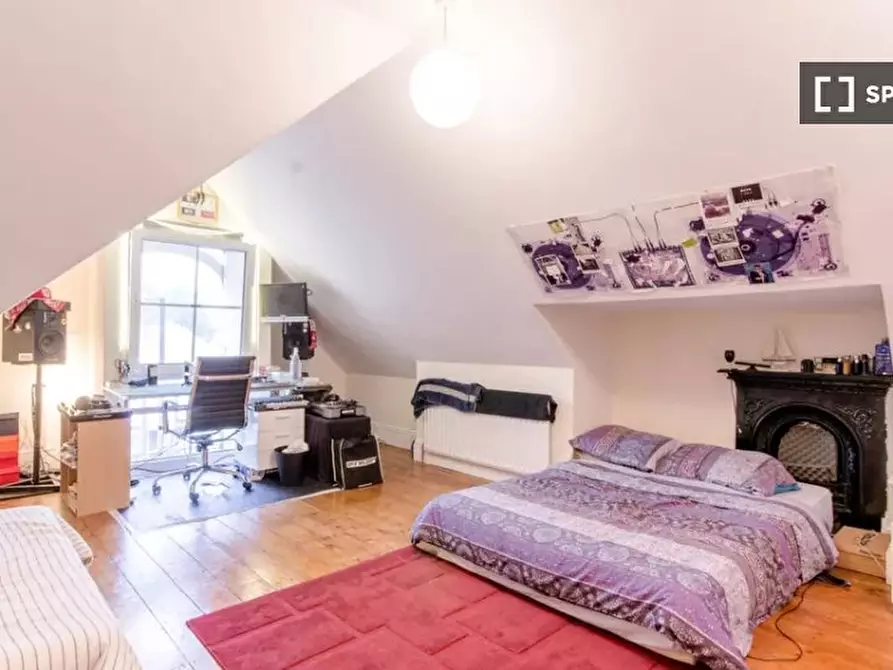 Immagine 4 di Appartamento in affitto  in B Finchley Rd a Camden Town