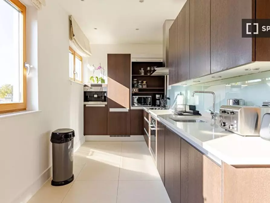 Immagine 13 di Appartamento in affitto  in Upper Richmond Rd a Wandsworth