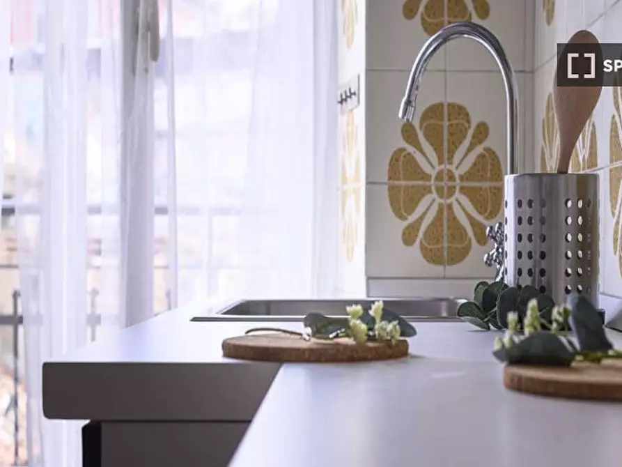 Immagine 14 di Camera condivisa in affitto  in Via Valenza a Milano