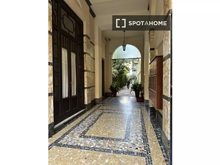 Immagine 7 di Camera condivisa in affitto  in Via Carlo Ravizza a Milano